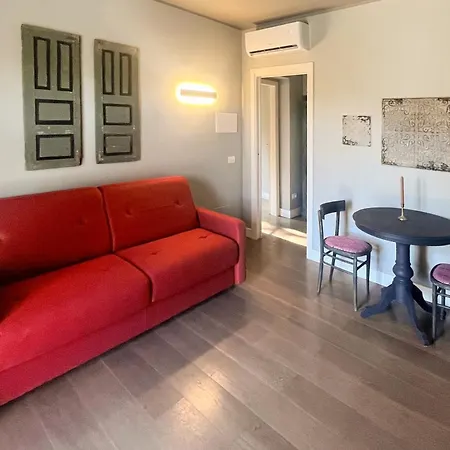 Отель Luce Boutique Fortunago
