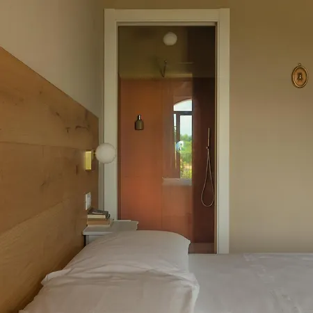 Luce Boutique 4*