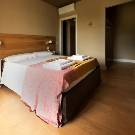Luce Boutique 4*